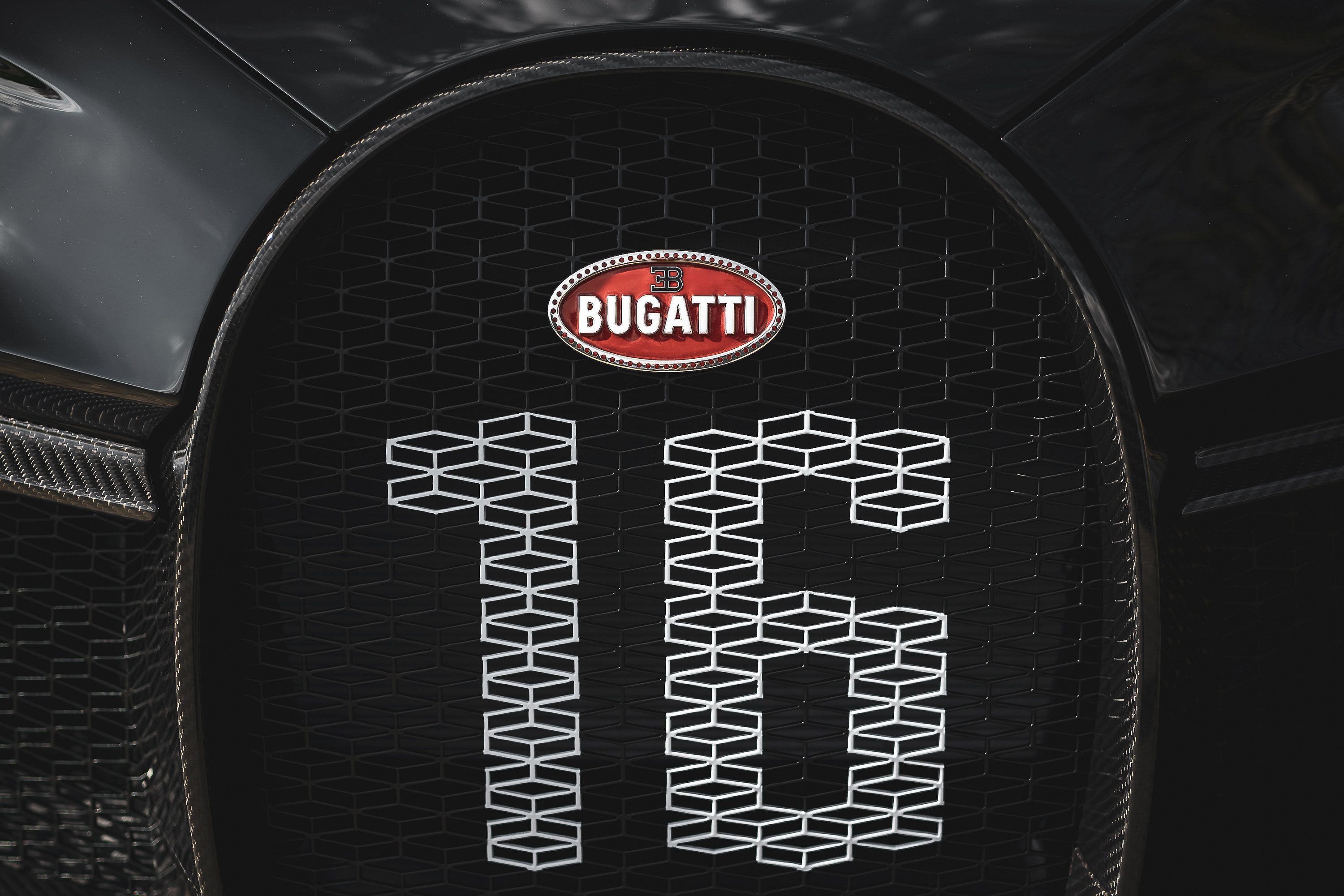 Elkészült a háromszázadik Bugatti Chiron 16