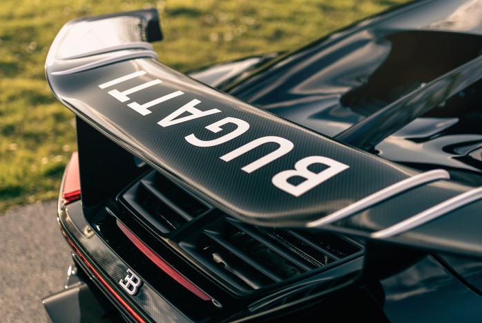 Elkészült a háromszázadik Bugatti Chiron 8