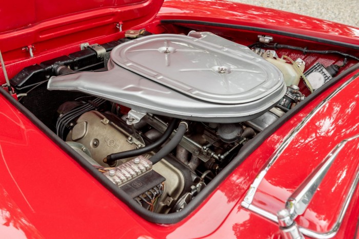 Vesementes BMW V8-assal? Volt ilyen is! 7