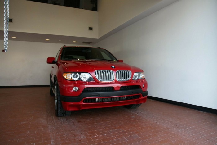 Máris gyűjtői darab egy első generációs BMW X5? 1
