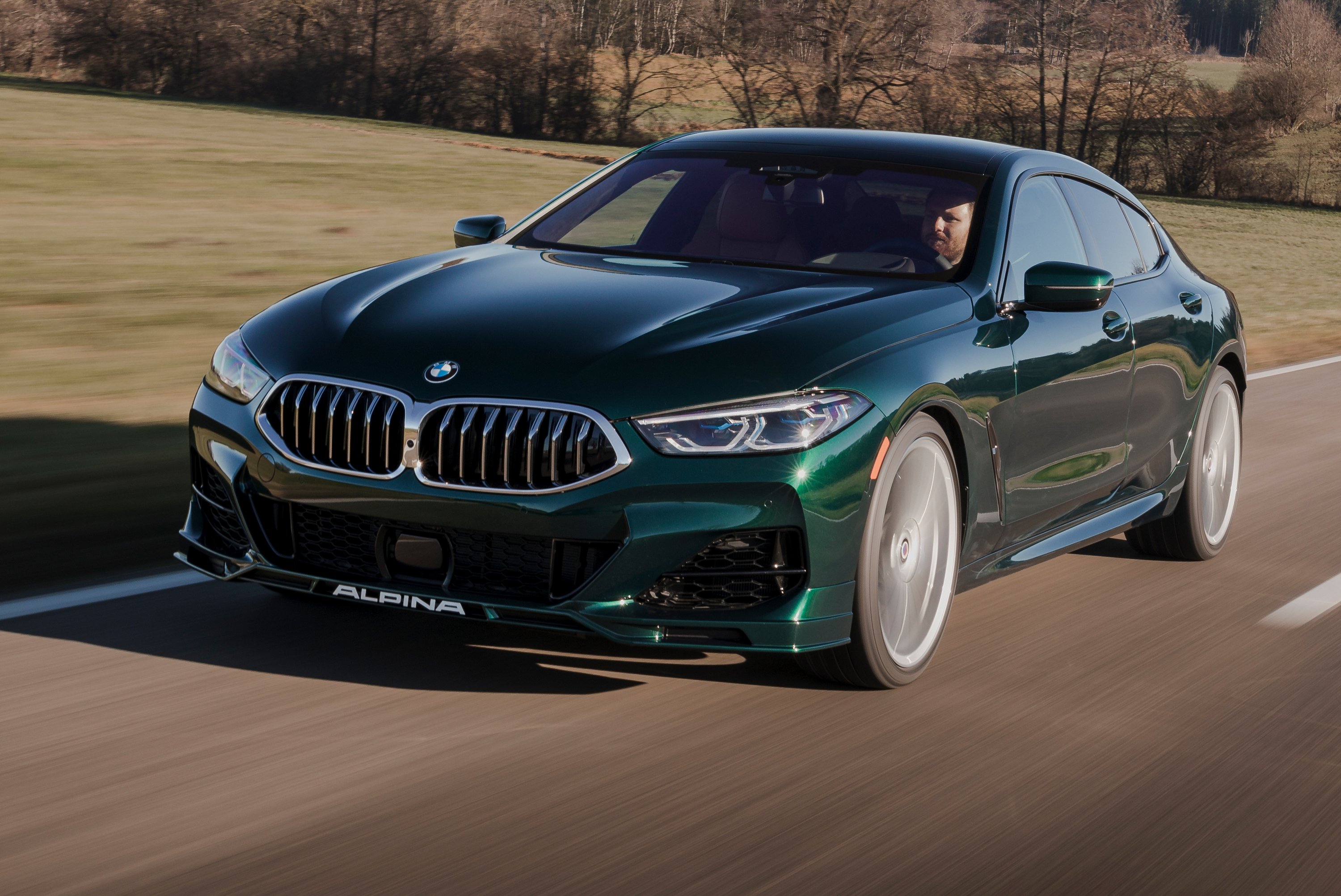 Ez nem a legerősebb, de a leggyorsabb BMW 8-as 28