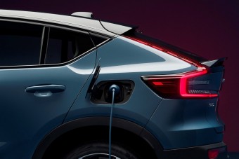 Csak az interneten lesz megvehető a Volvo új terepkupéja