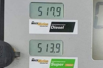 Átlépte az 500 forintot az üzemanyagok ára itthon!
