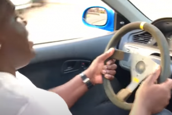 Ez a sofőr megmutatja, miről szól a nagybetűs HONDÁZÁS