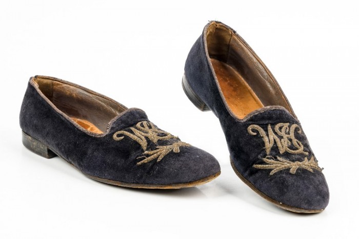 14 milliónyit fizettek egy kényelmes papucsért