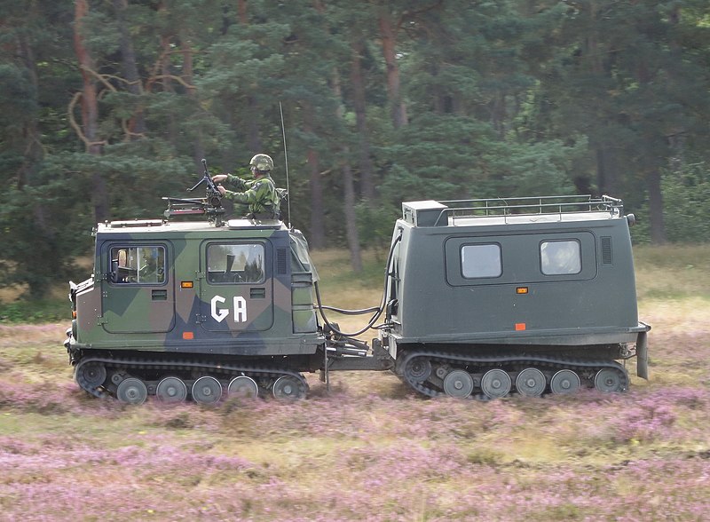 Ezzel a lánctalpassal terepezett Putyin a tajgán 1 | Vezess Ezzel a lánctalpassal terepezett Putyin a tajgán 1