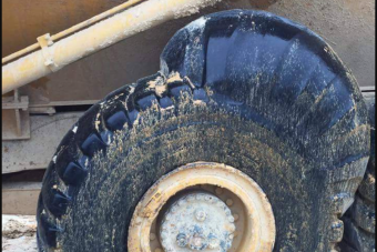 13 új fotóval bővül a műhelypokol végtelen albuma