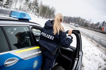 A bíróság elrendelte a gyorshajtónak, hogy adja el a BMW 440i-t