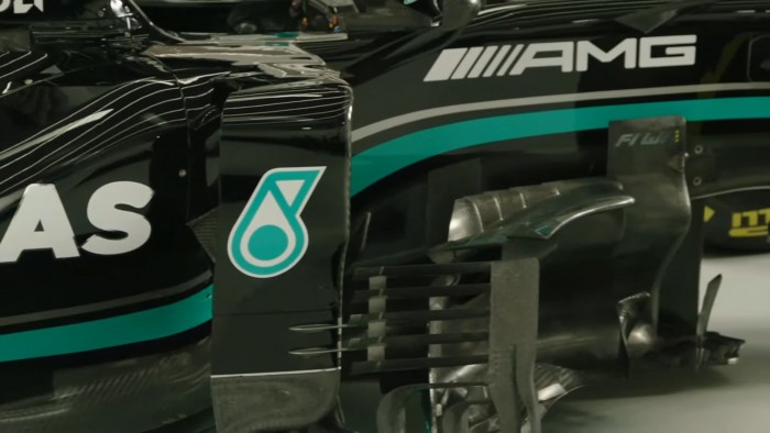 F1: Látványos változás a Mercedes új autóján 11