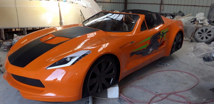 Vízre dobtak egy Corvette C7-et 5