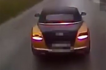 Bentley-vel büntetőfékezett egy busz előtt Budán, börtönbe küldhetik érte