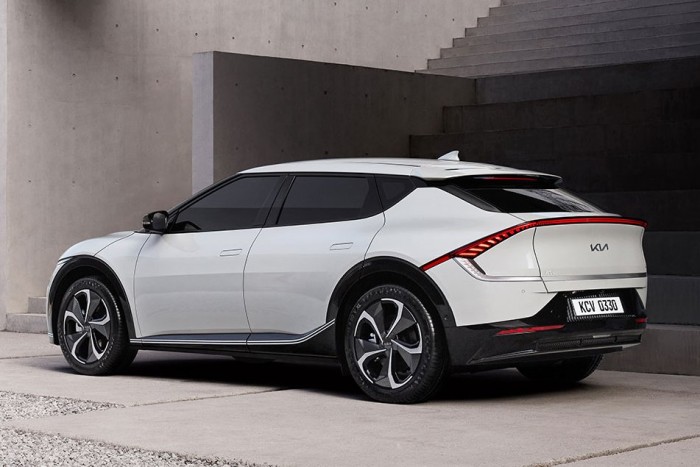 Mostantól az ellentétek világában él a Kia 6 | Vezess Mostantól az ellentétek világában él a Kia 6