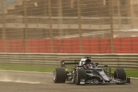 F1: Homokvihar a teszten, Verstappen az élen 13