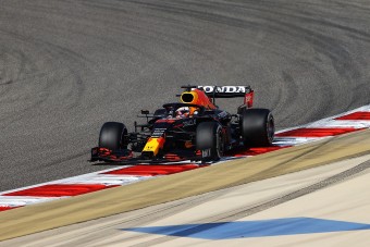 F1: Verstappen mindent besöpört