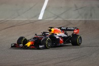 F1: Verstappen hibázott, mégis nyerhetett volna 3