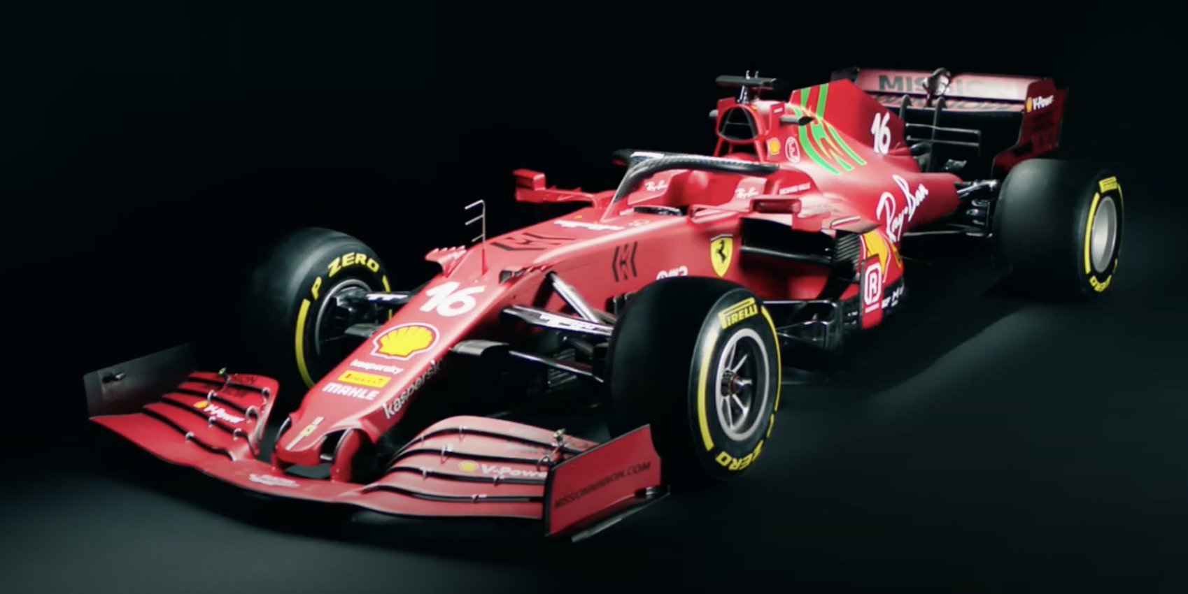 F1: Kínosra sikerült a Ferrari autóbemutatója 13