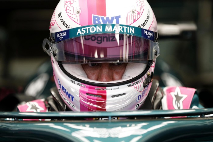 F1: Vettelt péppé verik 2