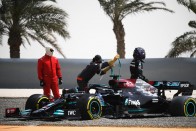 F1: Máris kongatják a vészharangot a Mercedesnél 3