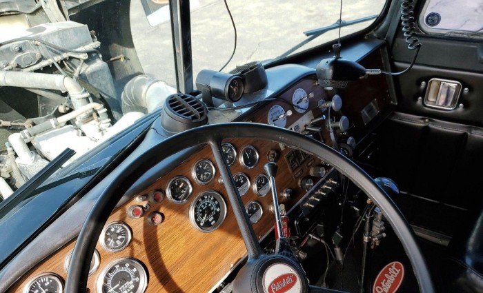 Meglepően jól tartja magát ez a csőrös Peterbilt 2