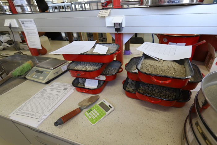 Így születnek a magyar utak 44 Így születnek a magyar utak 44