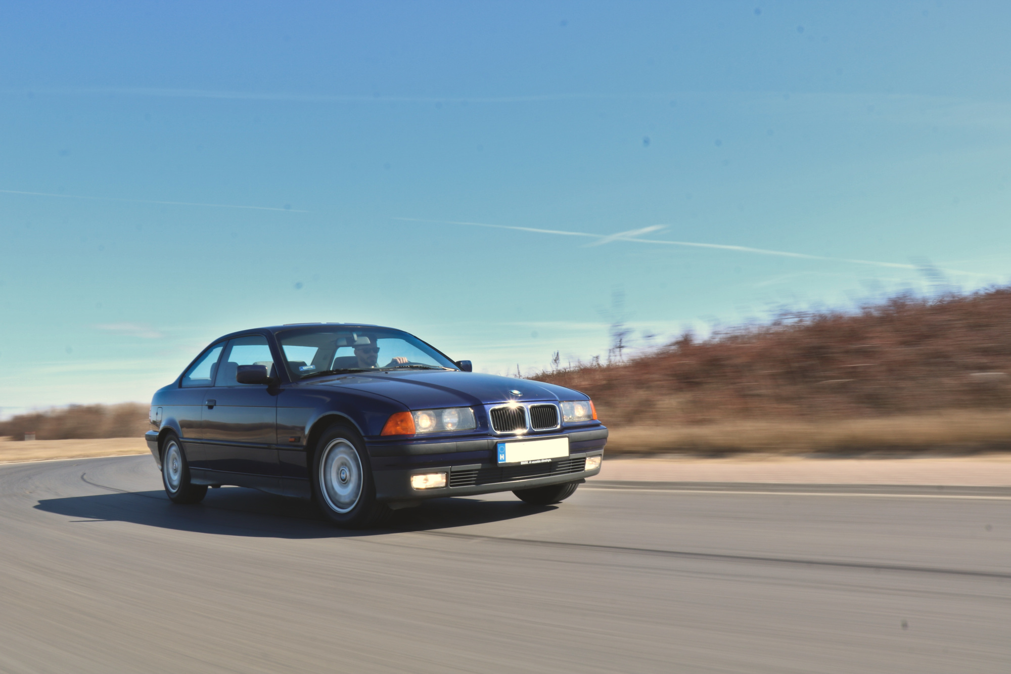 Vezetni mindig élmény – Elmondom, miért tartok egy E36-os BMW-t 11