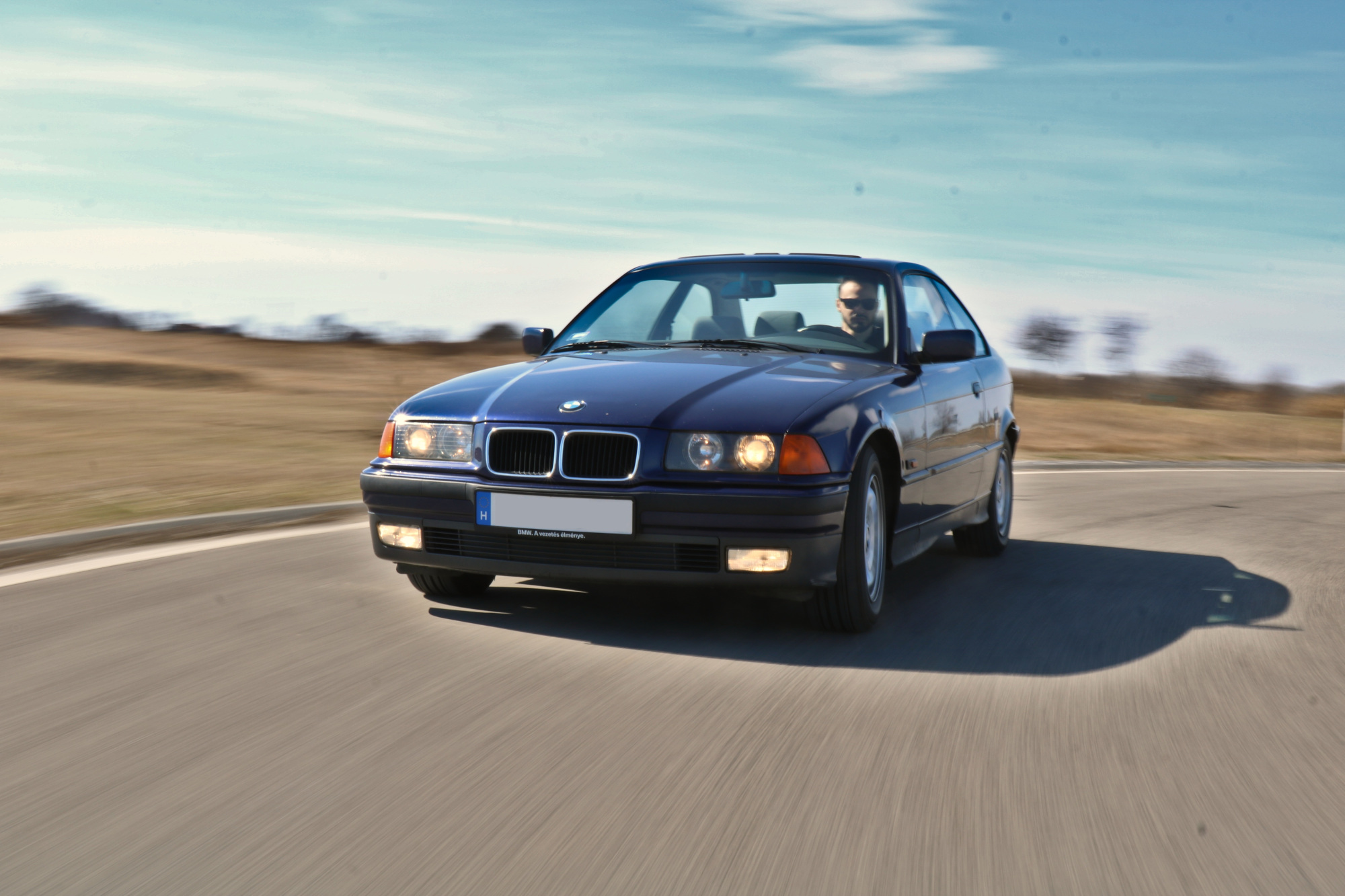 Vezetni mindig élmény – Elmondom, miért tartok egy E36-os BMW-t 12