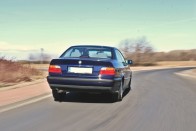 Vezetni mindig élmény – Elmondom, miért tartok egy E36-os BMW-t 16