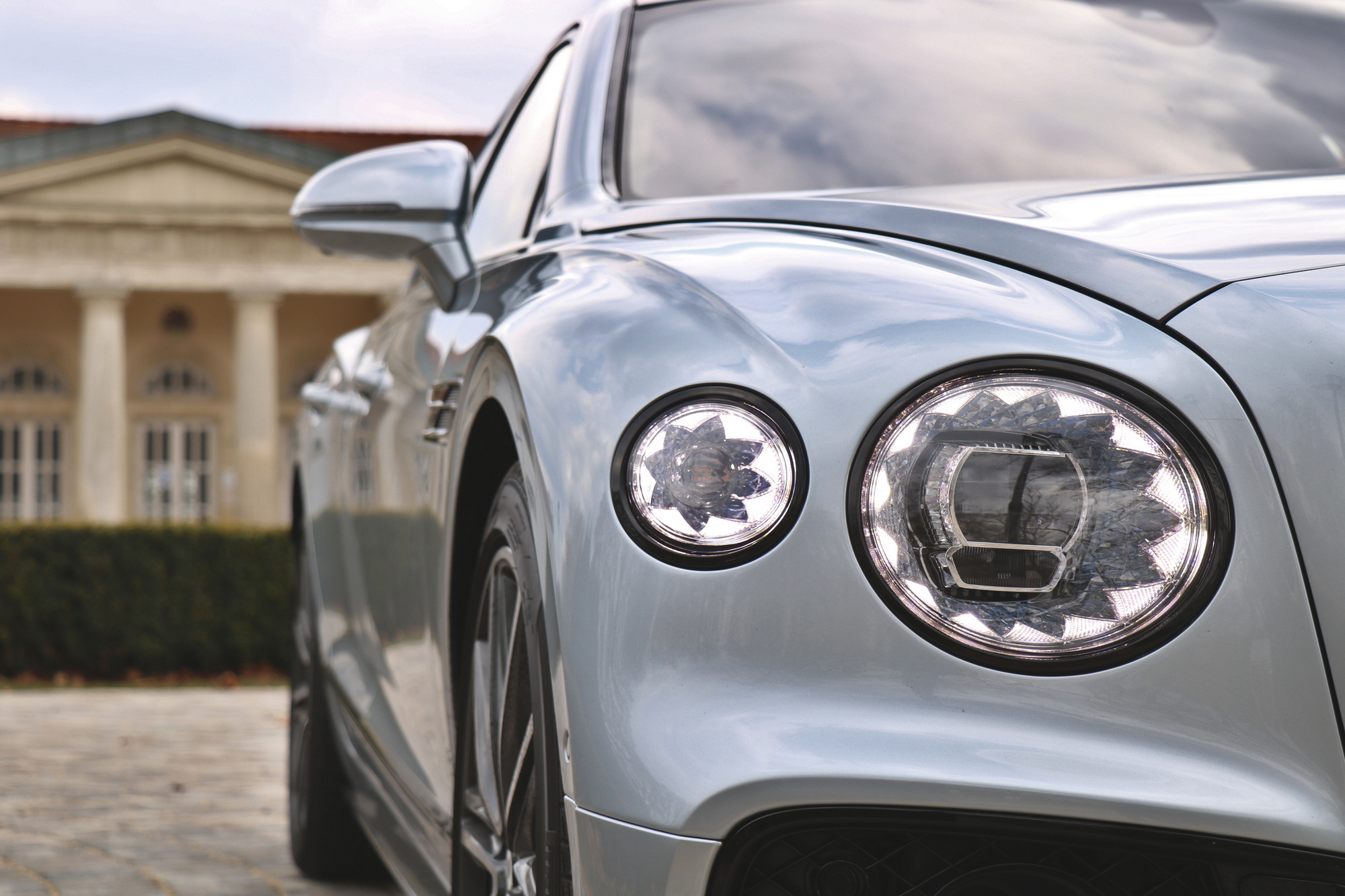 Spúrok kíméljenek! – Vezettük a 112 milliós Bentleyt 27