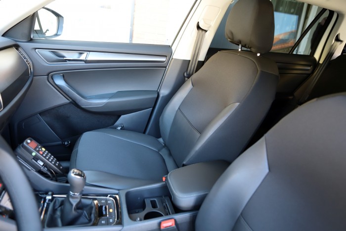 Így lesz rendőrautó egy SUV-ból 40 Így lesz rendőrautó egy SUV-ból 40