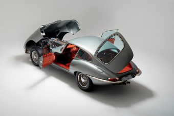 Feltámasztják a legendás Jaguart, de milyen áron?