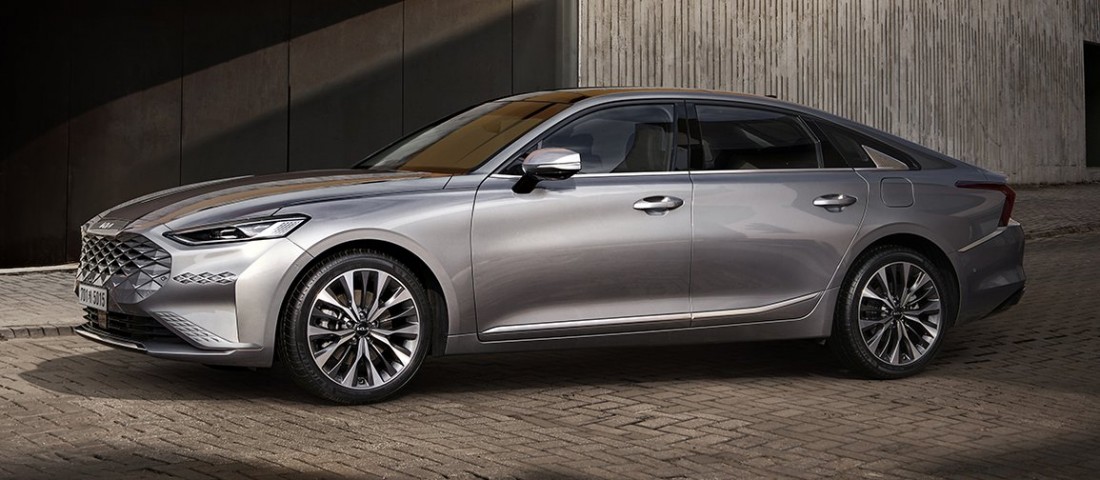 Rombuszmintás luxuscirkáló