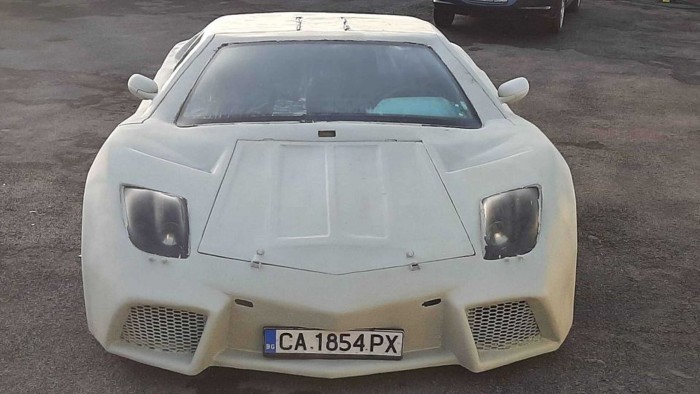 Pokoli rém ez a balkáni Lamborghini-koppintás, ráadásul drága is 3