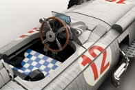 Történelmi F1-es Mercedest építettek LEGO-ból 9