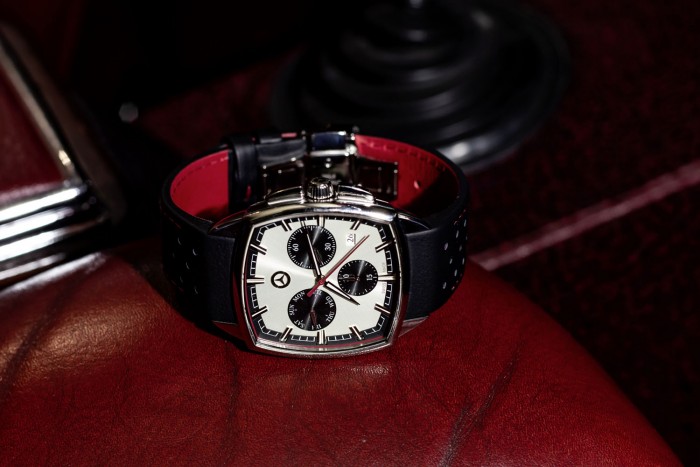 Volt már a csuklódon Suzuki? És Merci? 12