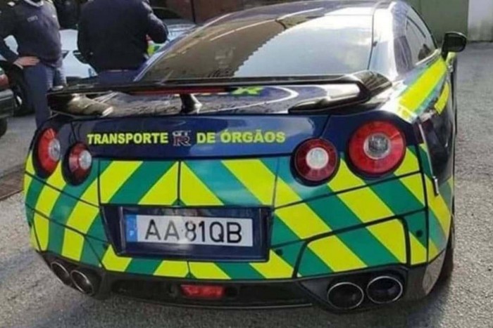 Lefoglalt sportkocsit fogott be a rendőrség, nem is akármire 2