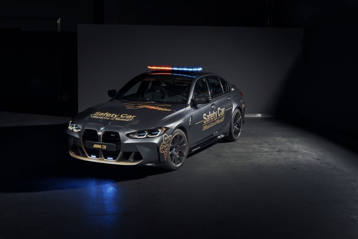 Iszonyúan menő biztonsági autókat ad a MotoGP-be a BMW 1 Iszonyúan menő biztonsági autókat ad a MotoGP-be a BMW 1
