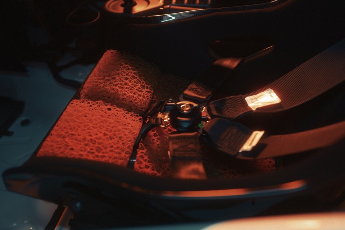 Biztonsági autót faragtak az elektromos MINI-ből 6