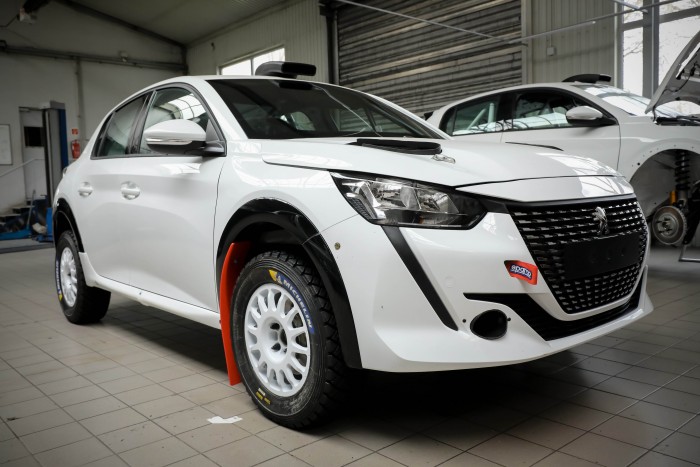 Tudtad, hogy ezek a versenyautók Magyarországon készülnek? 8