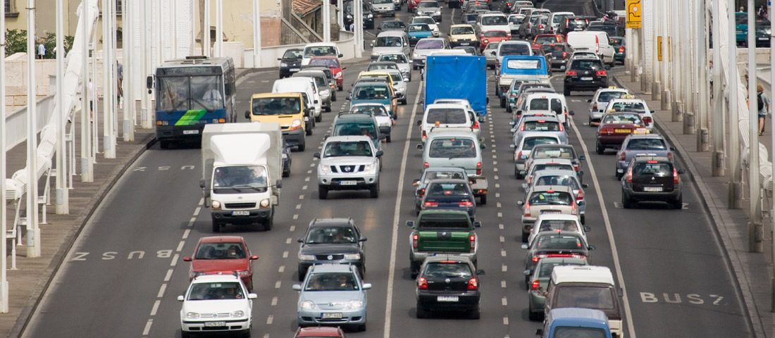 Meg lehet-e büntetni, ha valaki lassabban hajt?