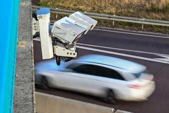 291 km/órás sebeségnél mérte be a traffipax ezt az autóst