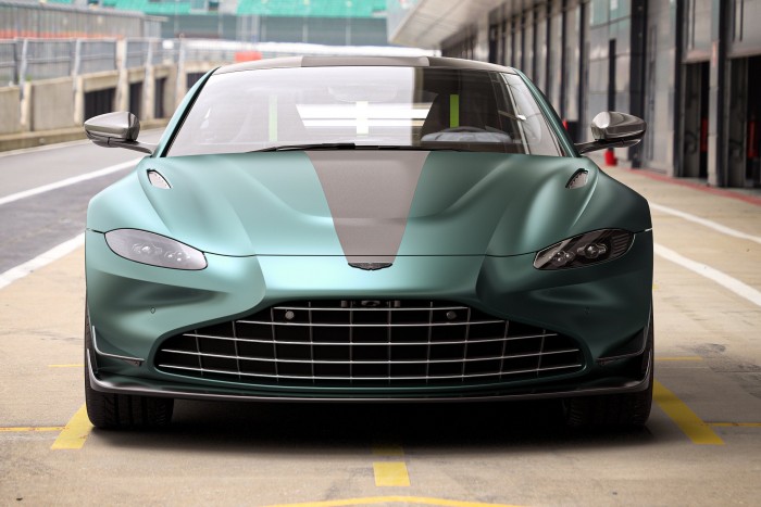 A Forma-1-ből jön az utcára ez az Aston Martin 7 | Vezess A Forma-1-ből jön az utcára ez az Aston Martin 7