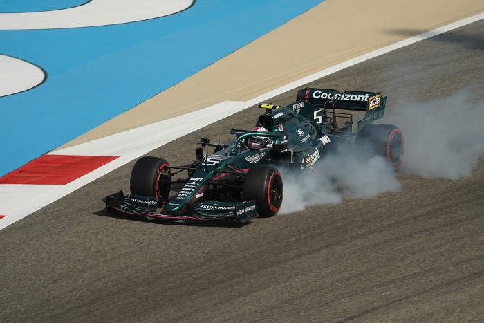 F1: Kimondták a kegyetlen igazságot Vettelről és az autójáról