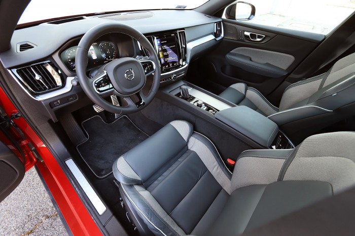 Volvo, ami unalmas kasztnival is izgalmas  – Volvo S60 B3 teszt 8