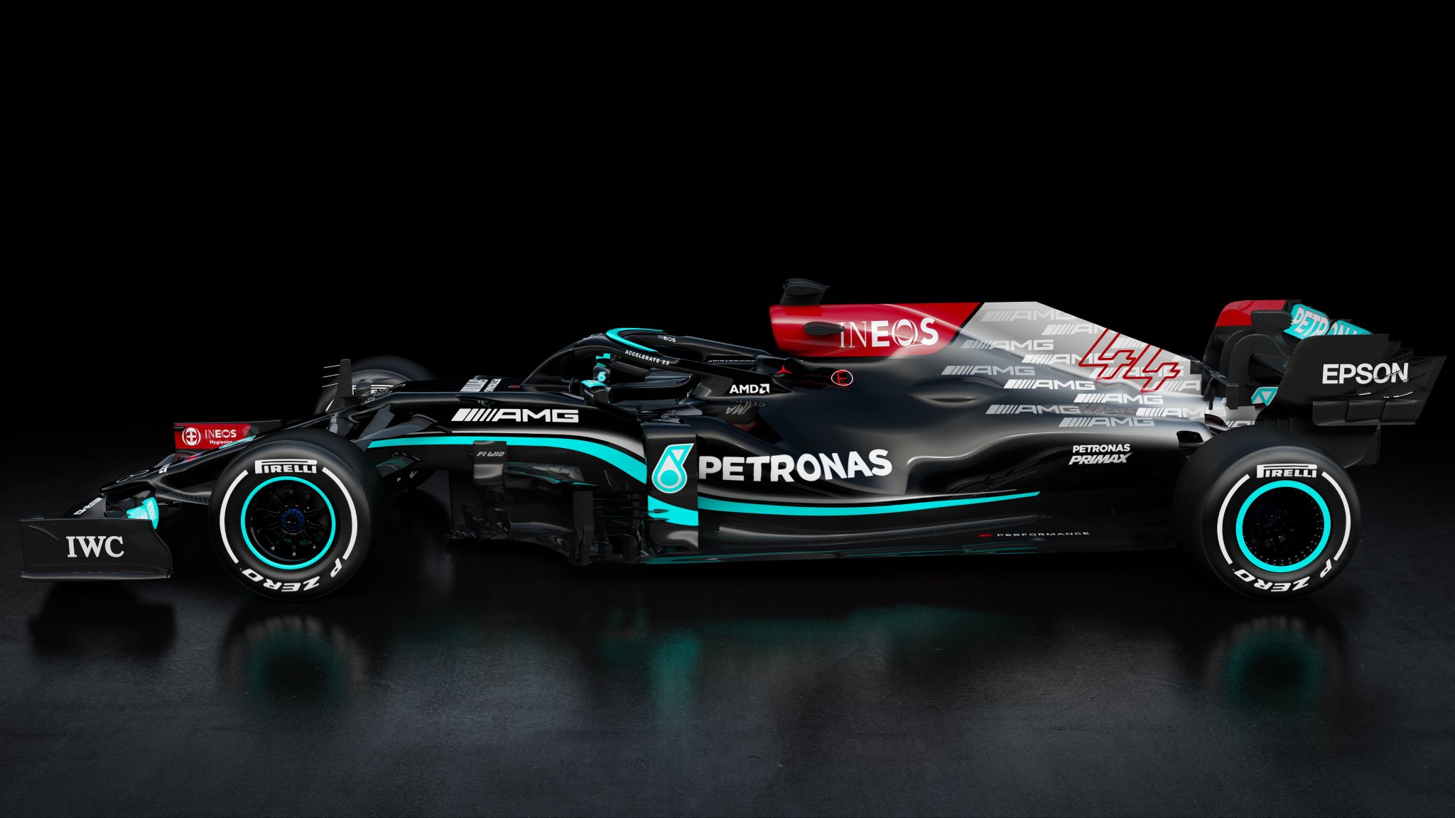 F1: Látványos változás a Mercedes új autóján 3