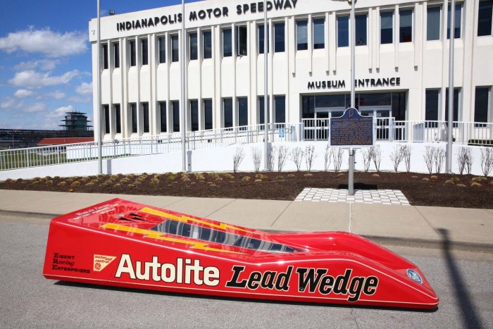 Eladó egy igen furcsa és baromi gyors ajtókitámasztó 1