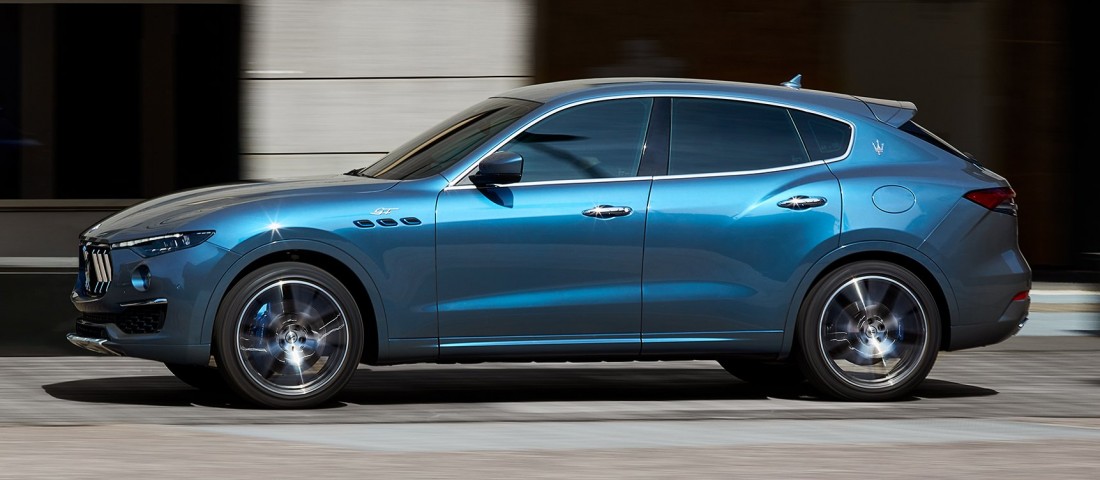 Már a Maseratinak is van hibrid szabadidőjárműve