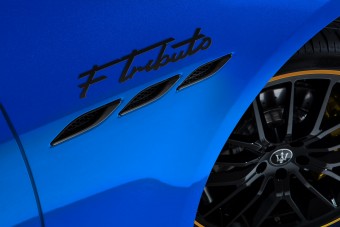 Jubileumi emlékmodellekkel ünnepel a Maserati