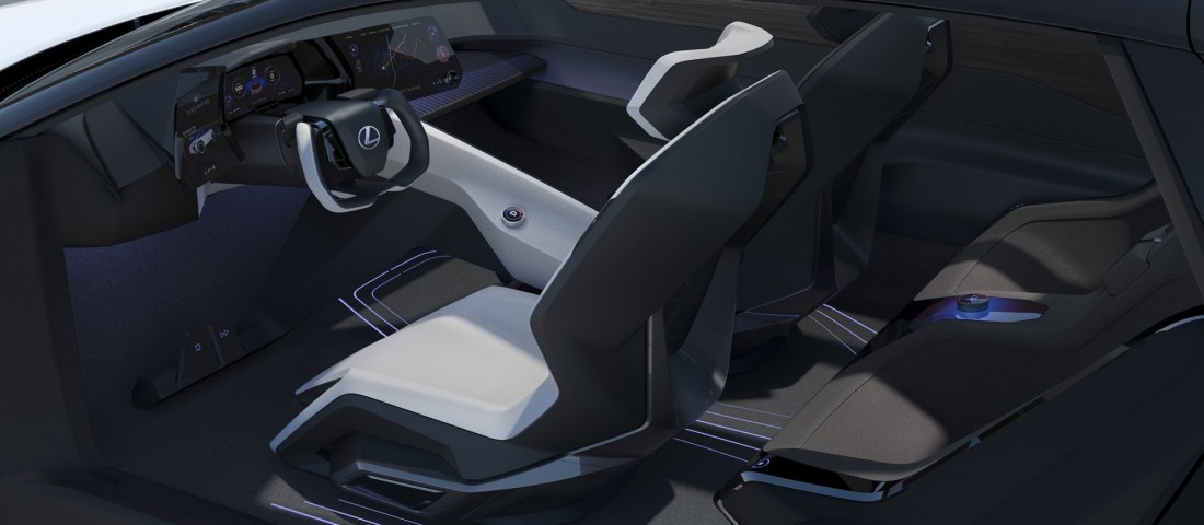 Gránitból, űrkrómból, cipőből készült ez az utastér