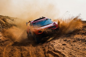 Utcai autót faragna Dakar-projektjéből a Prodrive