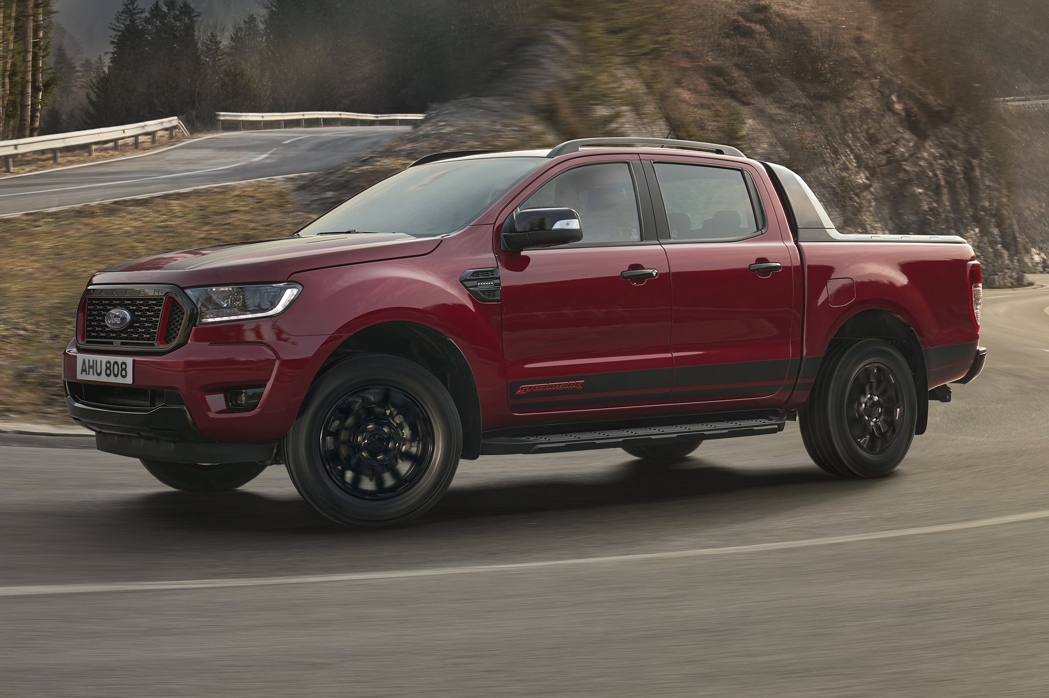 Két új életmód-verzióval bővít a Ford Ranger 4